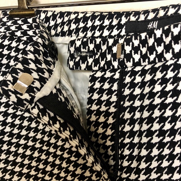 Houndstooth printed crop pants 🎱 - Picture 7 of 10
